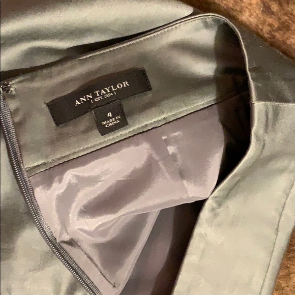 Grey Ann Taylor pencil skirt - Picture 2 of 5
